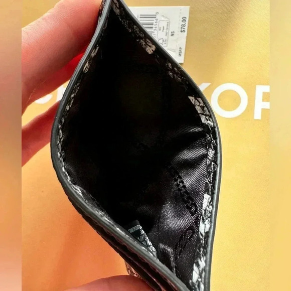 NWT Michael Kors Cardholder new - Picture 4 of 4